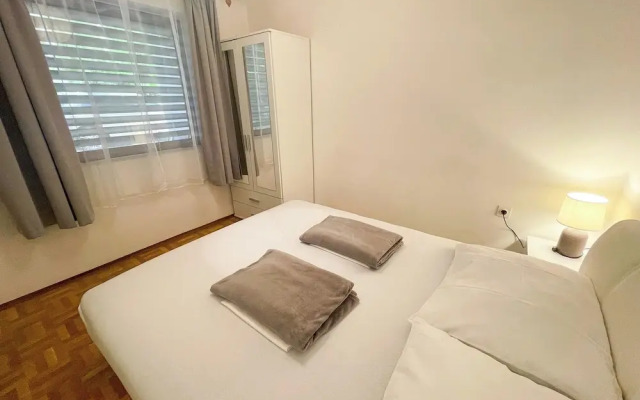 Apartment Irena 2