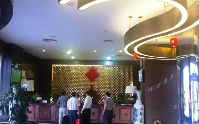 信阳龙潭大酒店