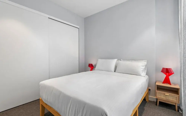 Stylish & Spotless 2-bed Apartment in St Kilda