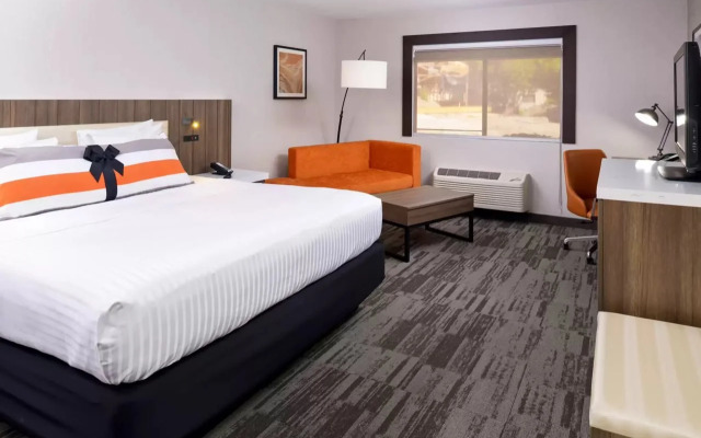 Courtyard by Marriott Modesto