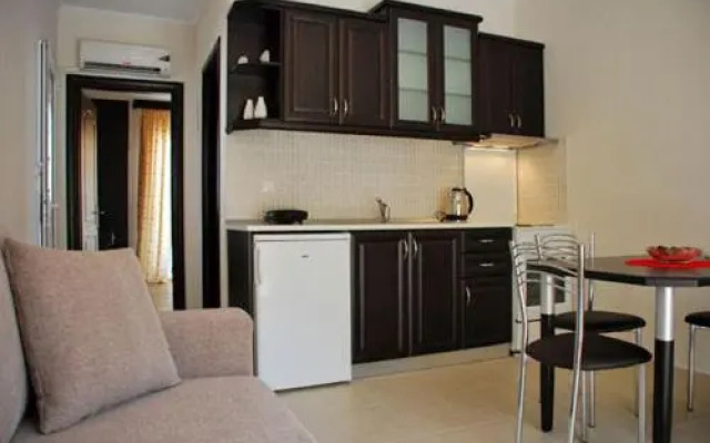 Niki Apartments