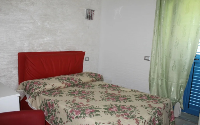 Room in Guest Room - S'olivariu Village Affittacamere - Deluxe King Room