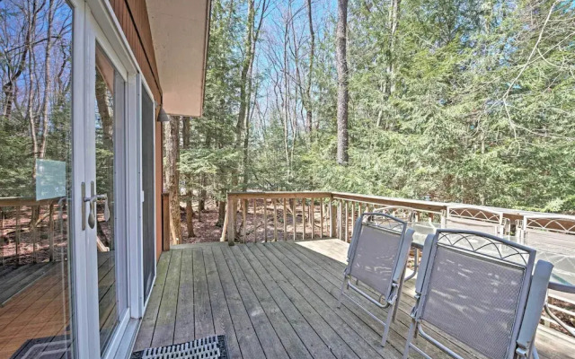 Creekside Arrowhead Lake House w/ Dock & Canoe!