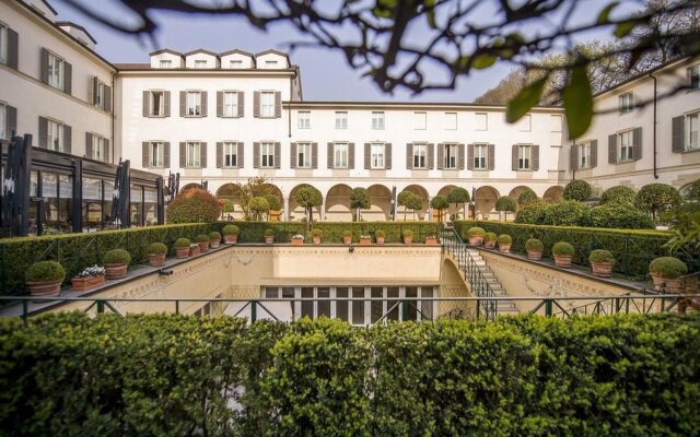 Four Seasons Hotel Milano вид на фасад