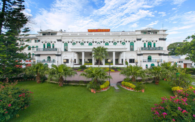 Hotel Shanker вид на фасад