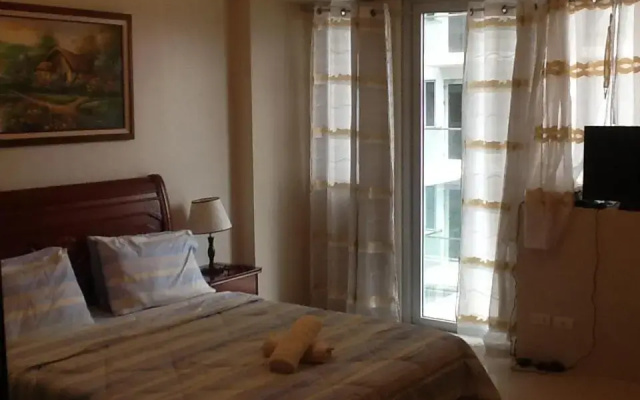 Palm Tree - Genlex Condominium