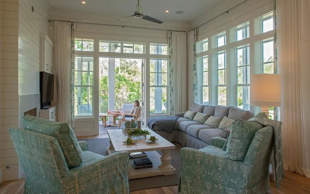 Oyster's Pearl by Exclusive 30A