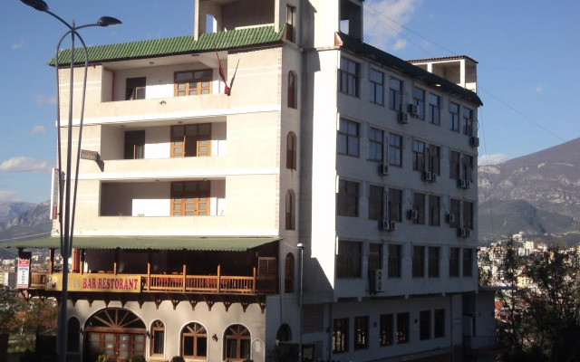Hotel Arberia