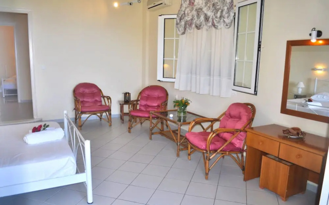 Studio Apartment Papadatos - Pelekas Beach, Corfu