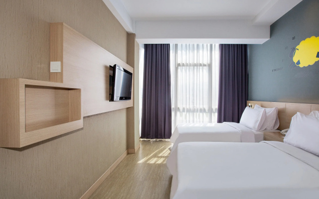ROOMS INC d’botanica Bandung