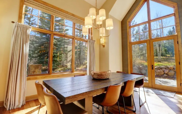 Peakside Escape 178 3 Bedroom Home