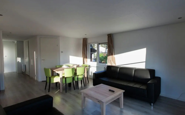 Great chalet with dishwasher, surrounded by forest
