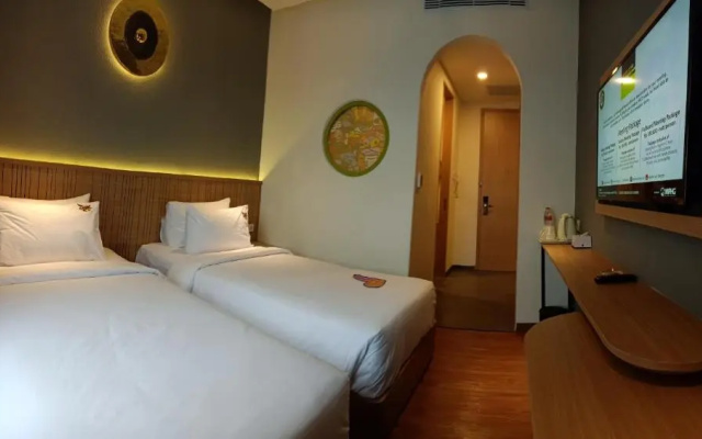 Maxonehotels Loji Kridanggo
