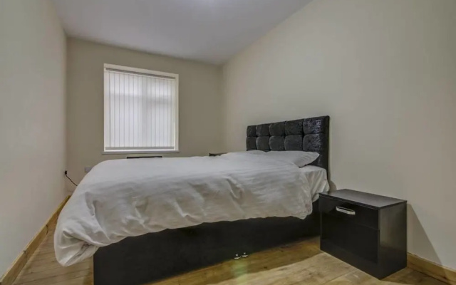 2 Bed, Luxury Apt4 Throstles