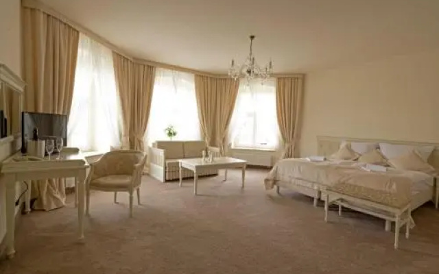 Hotel SPA Akacjowy Dwór
