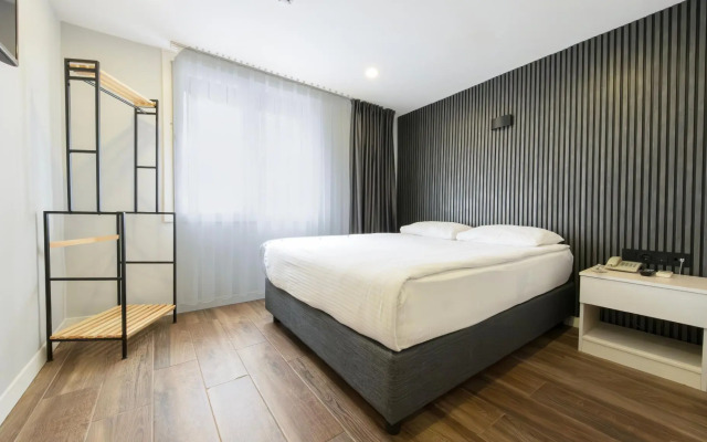 Legend Tulip Hotel