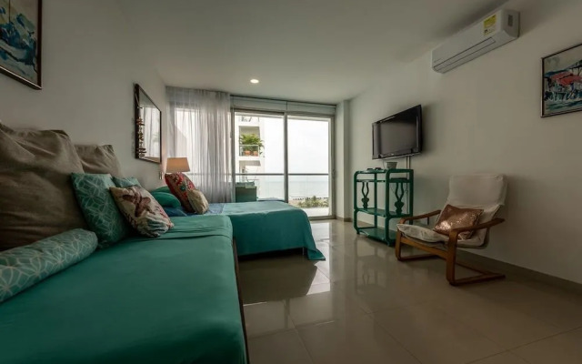 Vitri Cartagena Beachfront