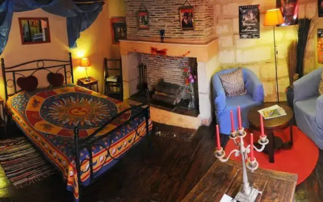 Le Colombier De Cyrano Et Roxane