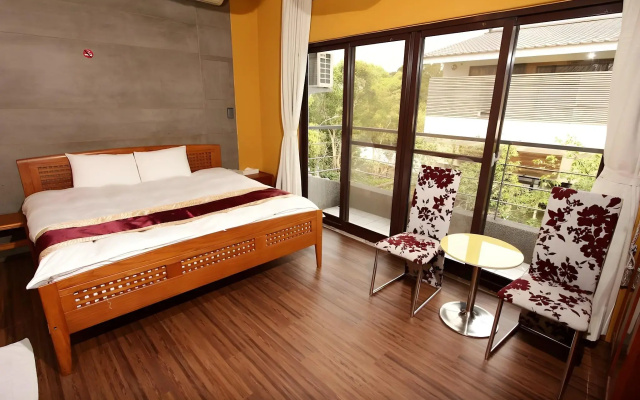 Sanyi Sakura Resort