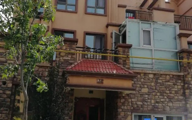 Xinyuan Yanjia Villa Courtyard