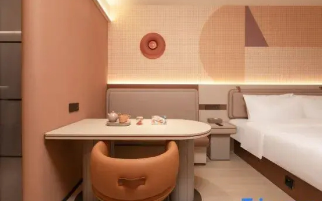 Orange Hotel (Nanjing Zhongshanling Zijin Zhong Aili Hotel)