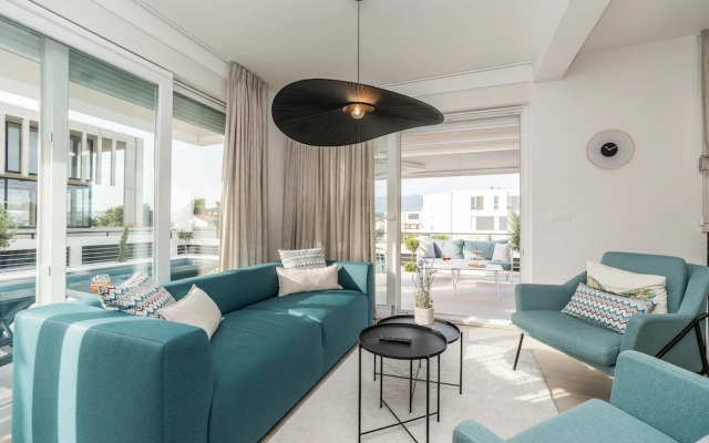 Apartment Sun Private Pool and Jacuzzi