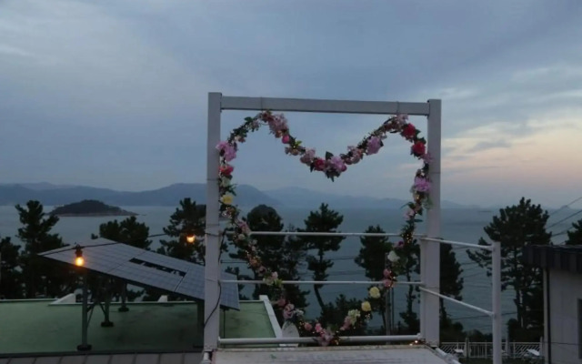 Yeosu the Island Looks Pension