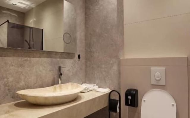 Resort Anës Drinit