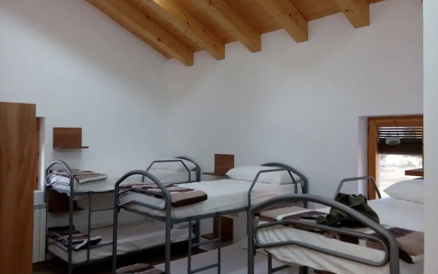 Albergue de Cretas