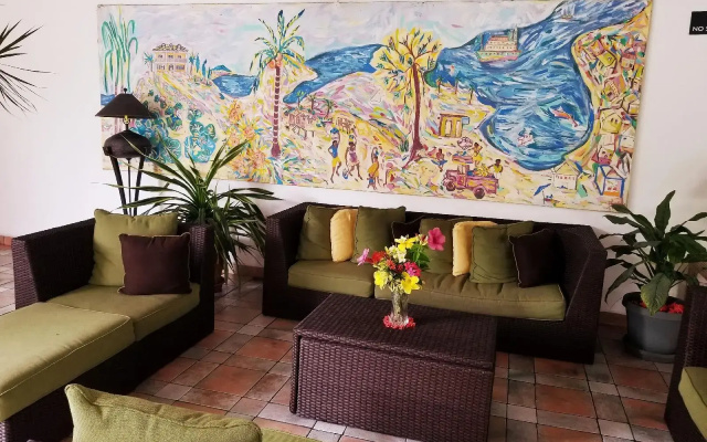Allamanda Beach Hotel