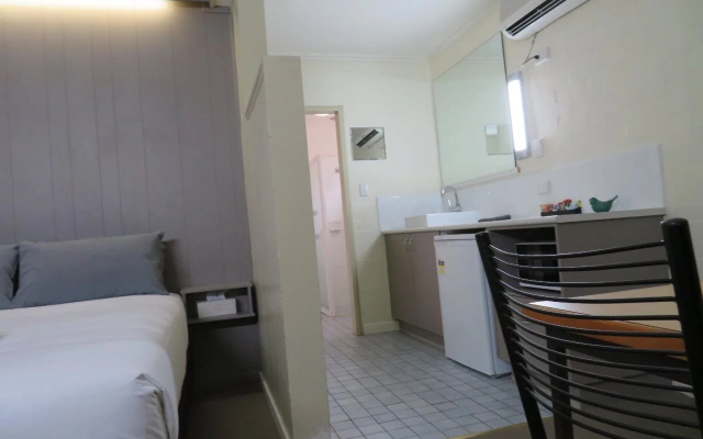 Bishops Lodge Narrandera