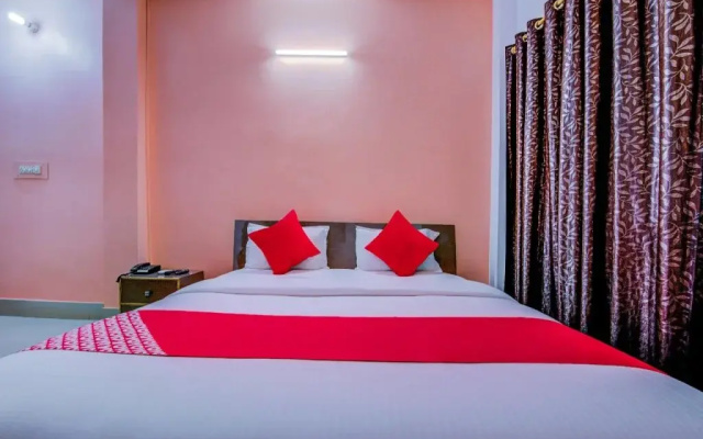 Hotel Deshbandhu By OYO Rooms