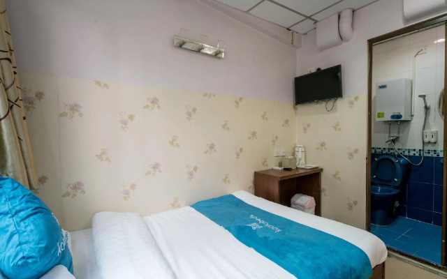 Grandeur Holiday Hotel