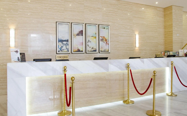 Golden Phoenix Hotel - Manila