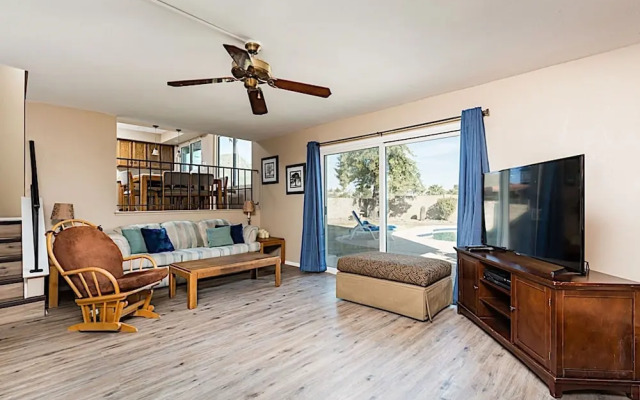Shadow Mountain Retreat 4BR by Casago