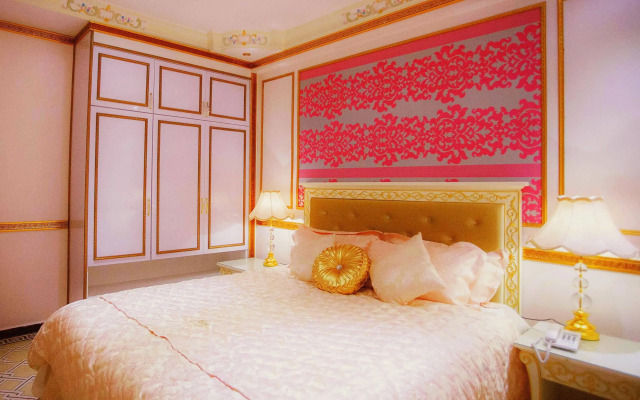 Lace Boutique Hotel
