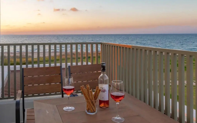 Thalassa Suites