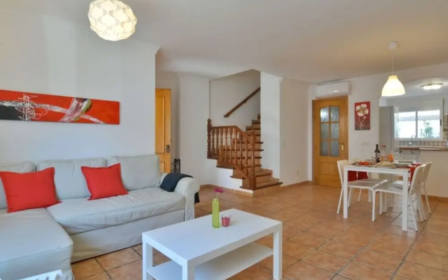 Townhouse 200mts From Sea/beach