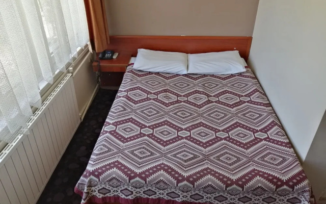 Ferah Otel