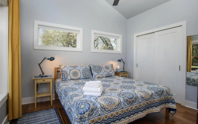 Guesthouse on Main in Brevard