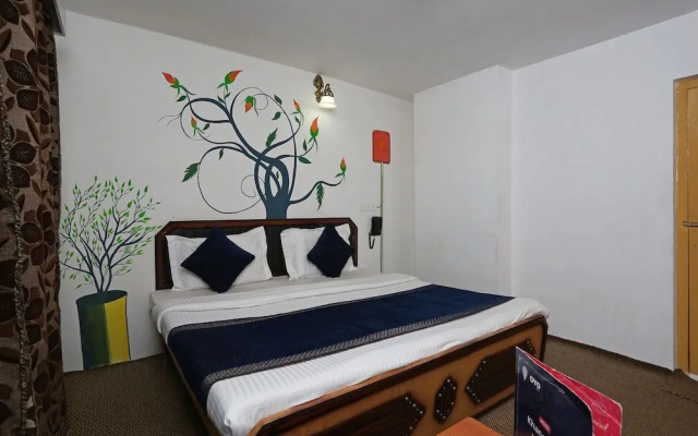 OYO 9083 Hotel New Tourist Palace