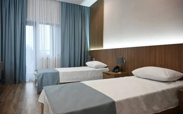 Arena Hotel Yevlakh