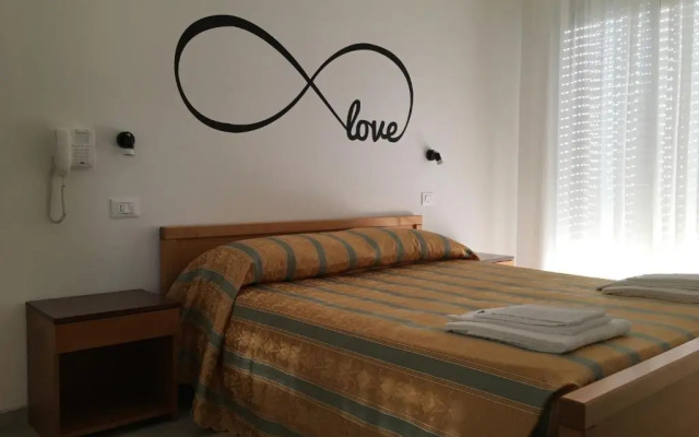 Hotel Infinity