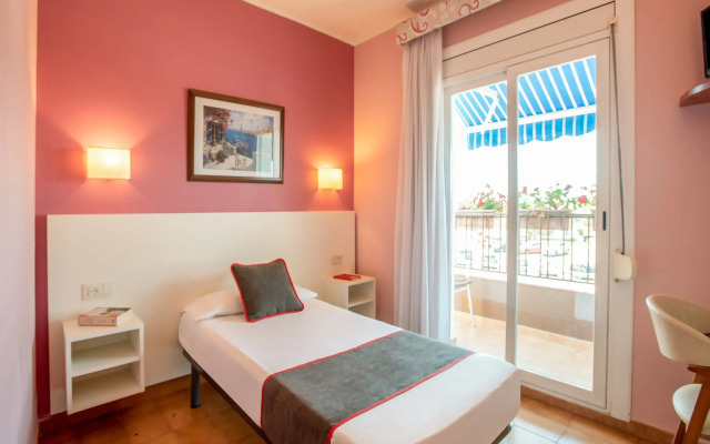 Casa Feliu Hostal By Oyo