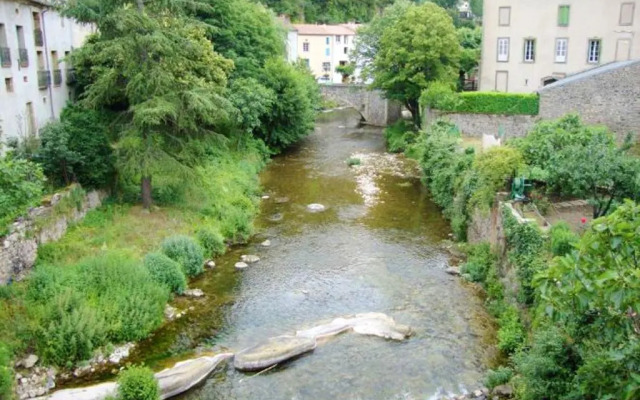 Maison de 2 chambres avec terrasse amenagee a Lunas