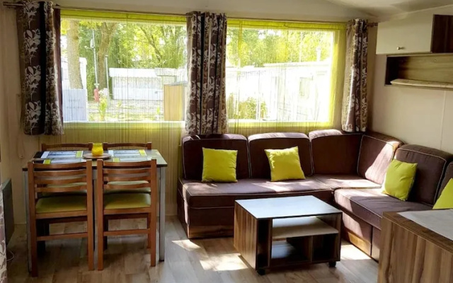 Property With 2 Bedrooms in Meschers-sur-gironde, With Pool Access, Fu