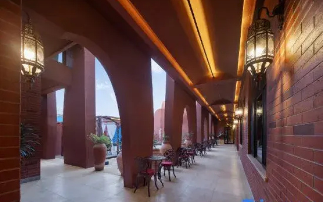 Yining Floating Life Homestay (Yining Airport & Railway Station Branch)