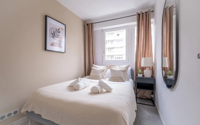 Appartement Charmant à Levallois