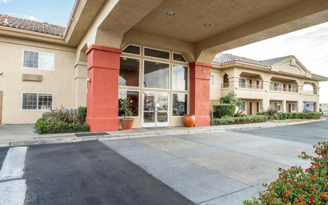 Quality Inn Suites Lathrop South Stockton In Lathrop United