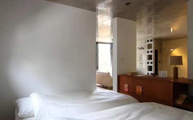 On The Same Hotel All Suite